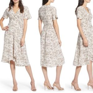 Chelsea•28 full wrap v neck dress